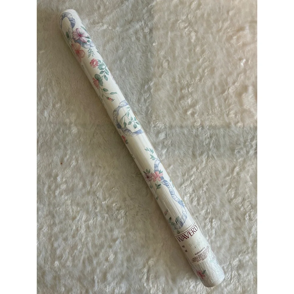 Waverly Wallpaper Roll 27in x 9yd Floral Blue Pink Ribbon 555961 New Vintage 90s